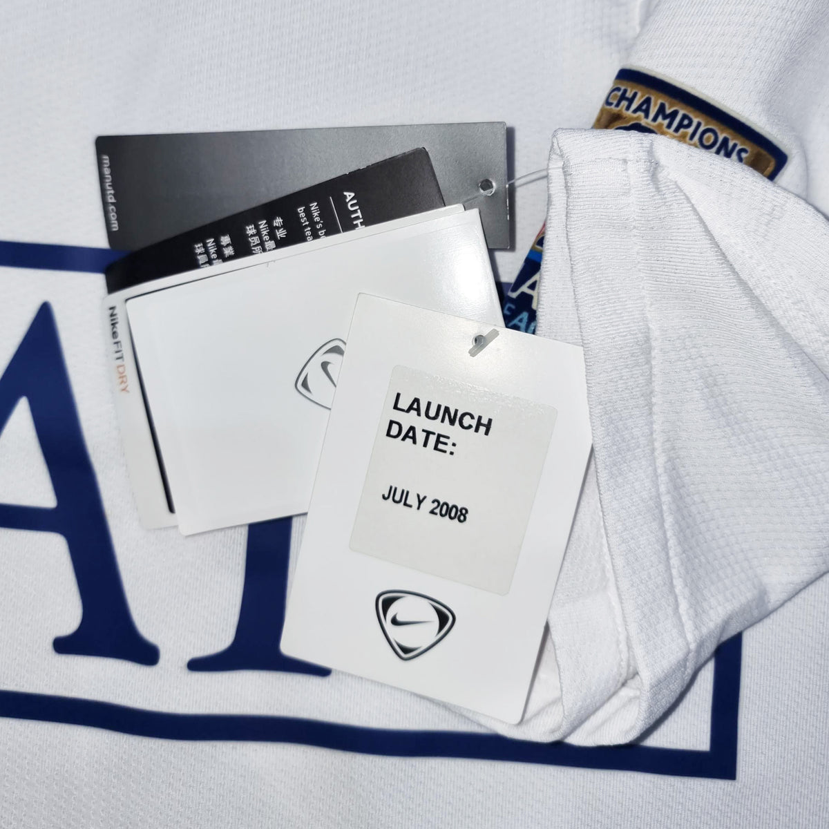 2008-10 Manchester United Away Shirt Evra 3 [New] XL — Looking after your new Manchester United Third shirt | The Vault