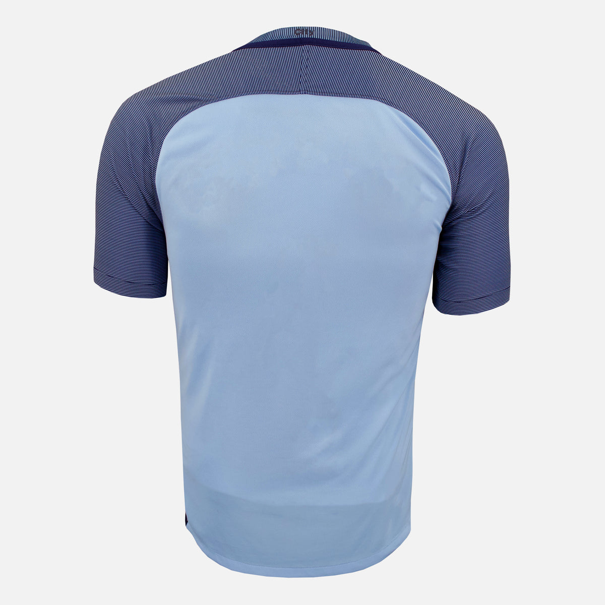 2016-17 Manchester City Home Shirt [Excellent] M — Looking after your Manchester City Home jersey | The Vault