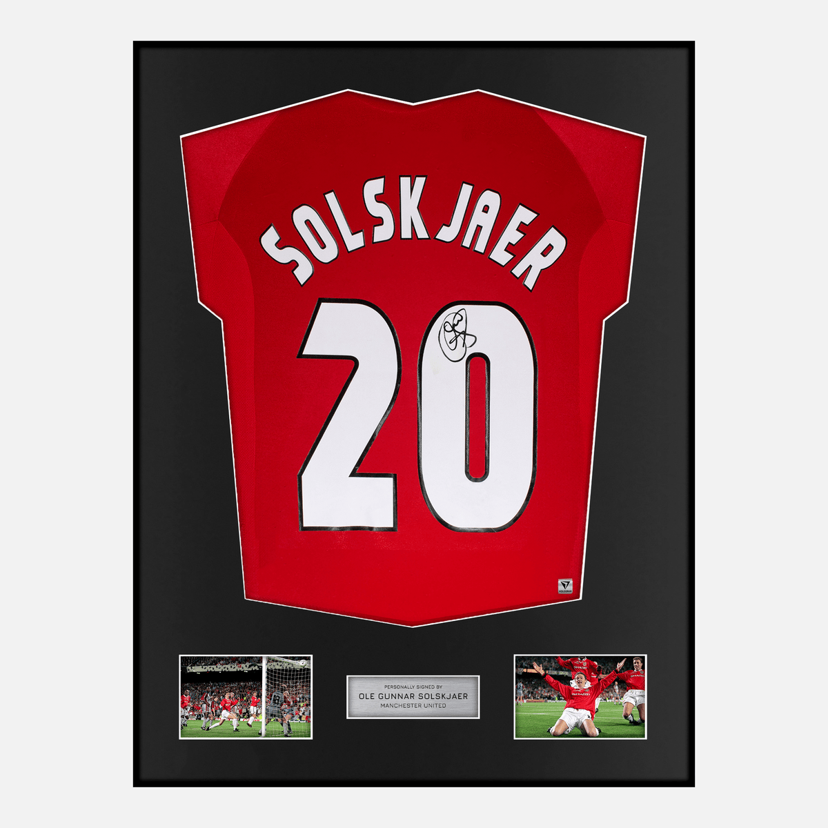 Framed Ole Gunnar Solskjaer Signed Manchester United Shirt 1999 Treble [Classic] — Verified autograph with NFC and certificate | The Vault